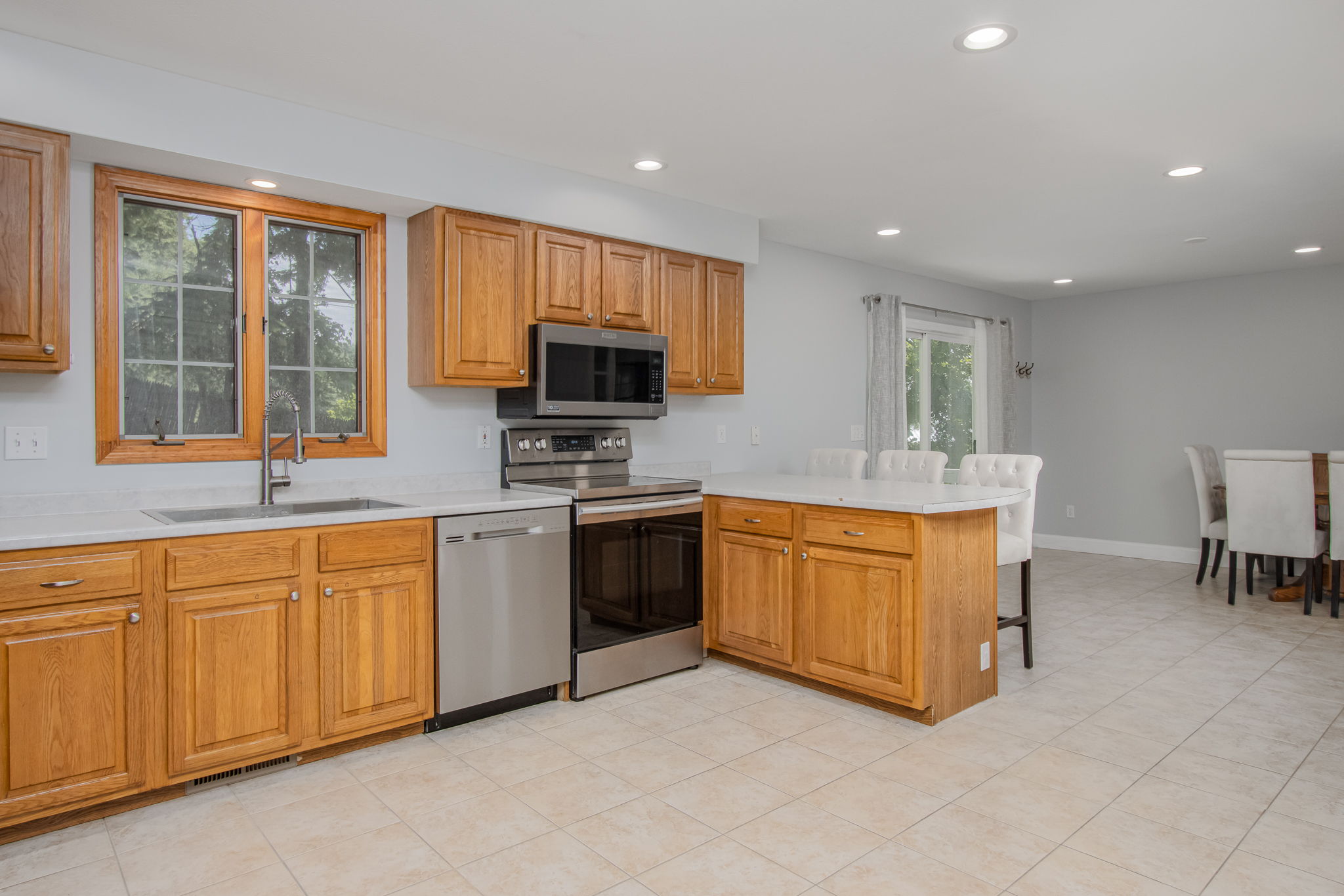 431 Martins Pond Road Groton, MA 01450 - Photo 13 of 39