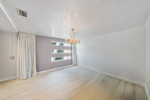$6,750,000 | 1040 Biscayne Boulevard, Unit 4602, Miami, FL 33132