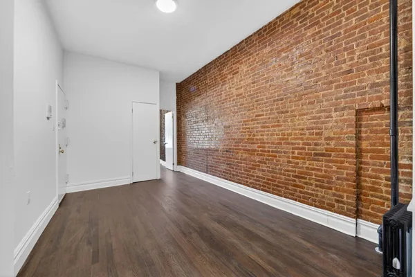 $4,600 | 326 East 94th Street, Unit 1E | Upper East Side