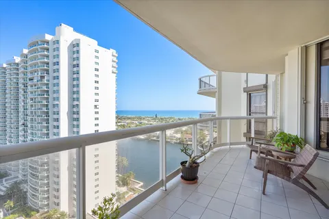 $629,000 | 20191 East Country Club Drive, Unit 1903, Aventura, FL 33180