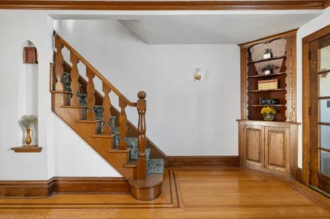 $850,000 | 77-09 82nd Street | Glendale