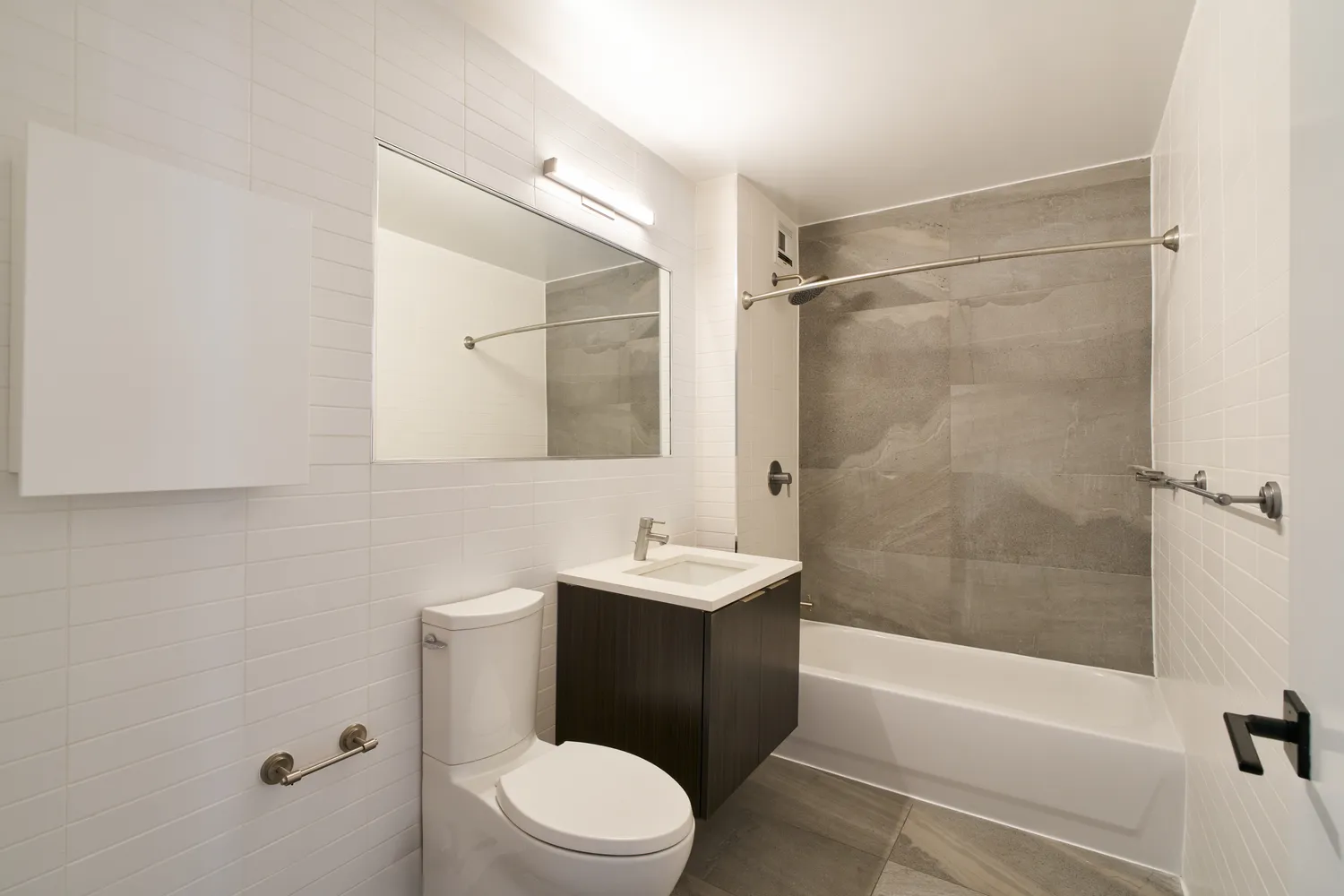 $4,700 | 275 Park Avenue, Unit 5Q | Clinton Hill