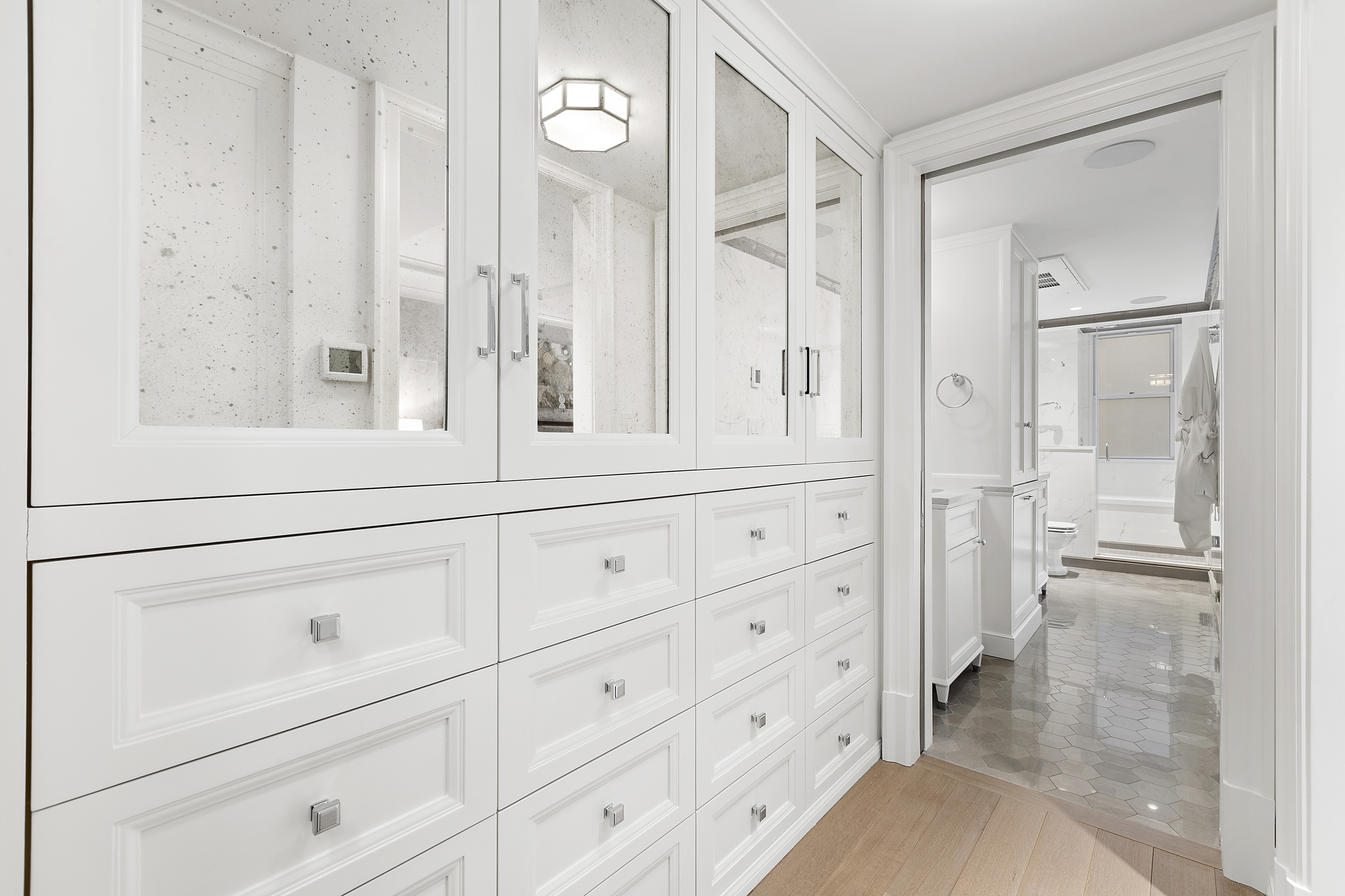 15 West 81st Street, Unit 4E Manhattan, NY 10024 - Photo 10 of 18 a bathroom with a shower