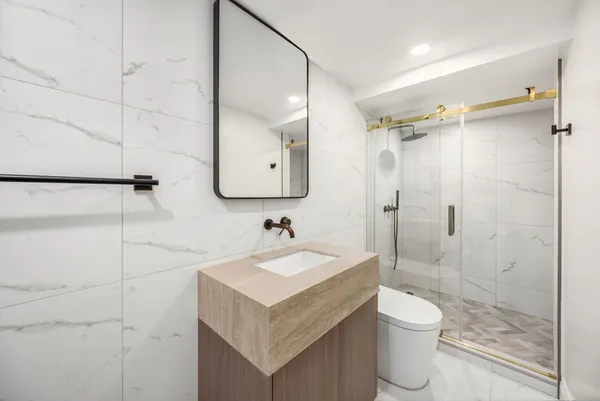 $8,450 | 110 East 37th Street, Unit 100 | Murray Hill