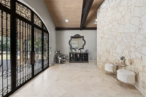 a view of a work space with furniture