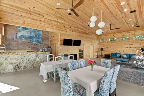 $3,895,000 | 110 Oak Drive, Wimberley, TX 78676