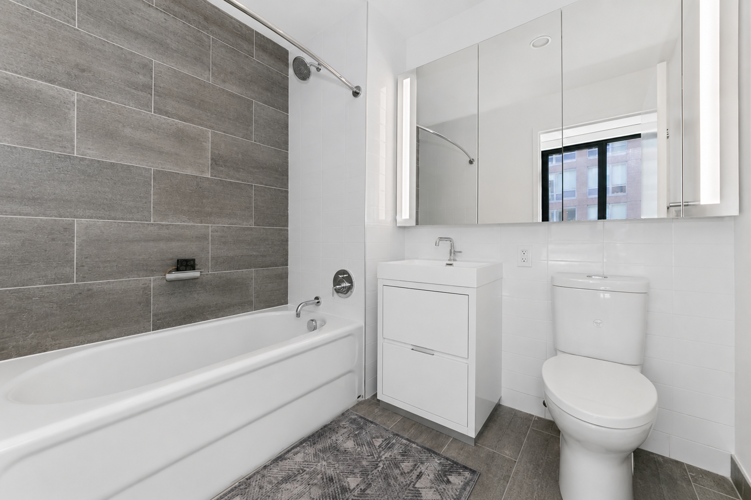 42-14 Crescent Street, Unit 12A Queens, NY 11101 - Photo 6 of 18