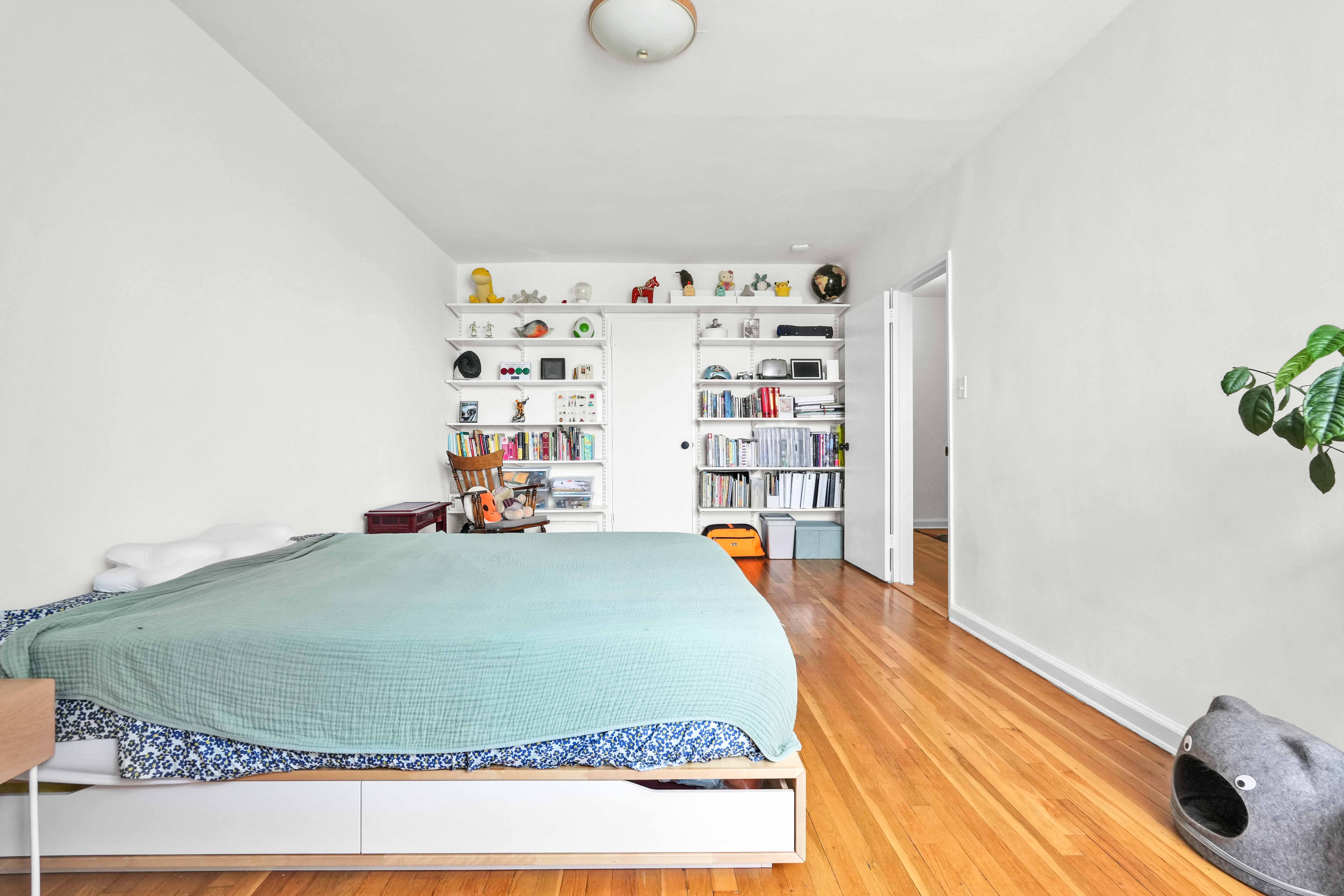 100 Ocean Parkway, Unit 6K Brooklyn, NY 11218 - Photo 24 of 35