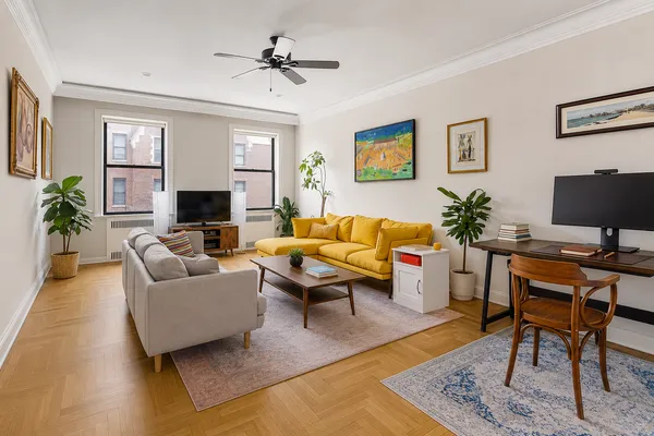 $860,000 | 35-40 82nd Street, Unit 5H | Jackson Heights