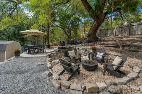 $489,888 | 2704 Carnarvon Lane, Austin, TX 78704