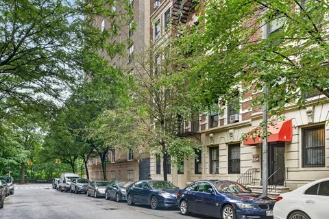 $425,000 | 4 West 101st Street, Unit 67 | Upper West Side