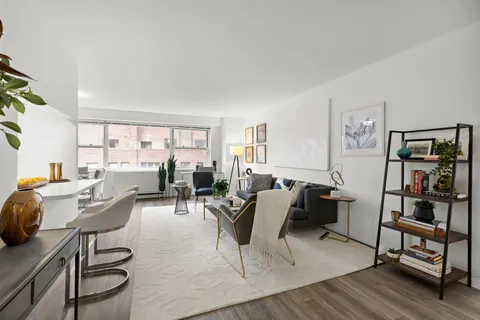 $1,075,000 | 400 East 54th Street, Unit 24E | Sutton Place
