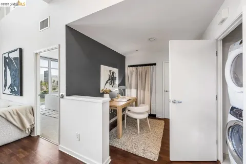 $798,000 | 1 Lakeside Drive, Unit 911, Oakland, CA 94612