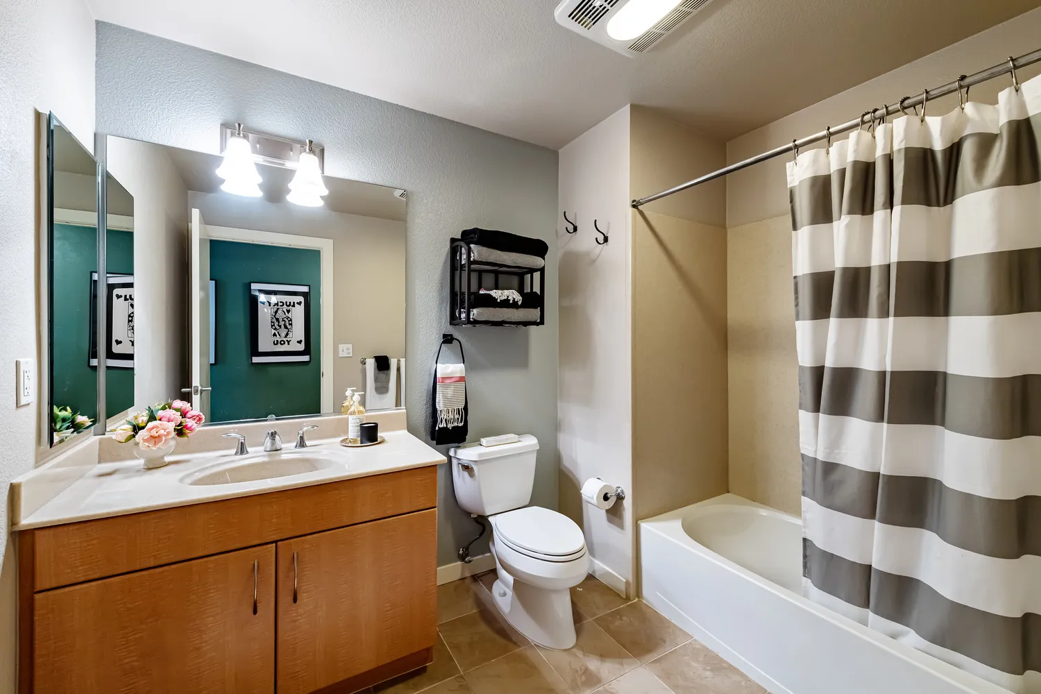 $399,000 | 1511 Jefferson Street, Unit 211, Oakland, CA 94612