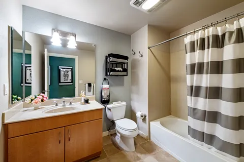 $399,000 | 1511 Jefferson Street, Unit 211, Oakland, CA 94612