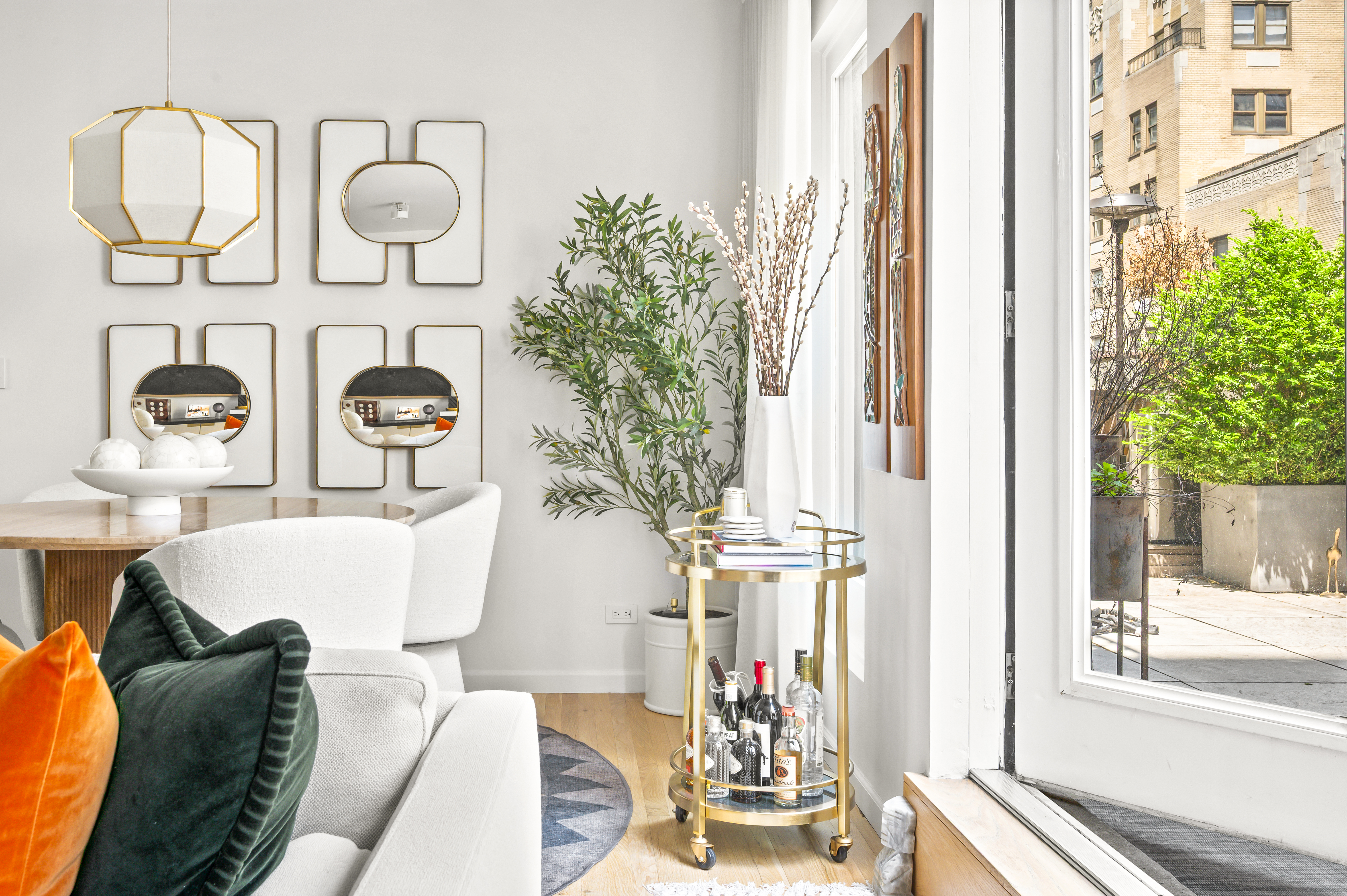 140 West 58th Street, Unit PHA Manhattan, NY 10019 - Photo 7 of 13