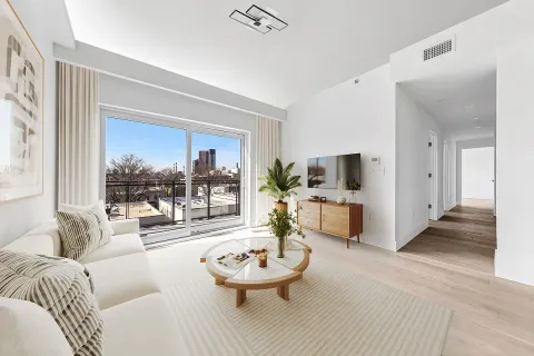 $799,000 | 12-16 30th Avenue, Unit 205 | Astoria