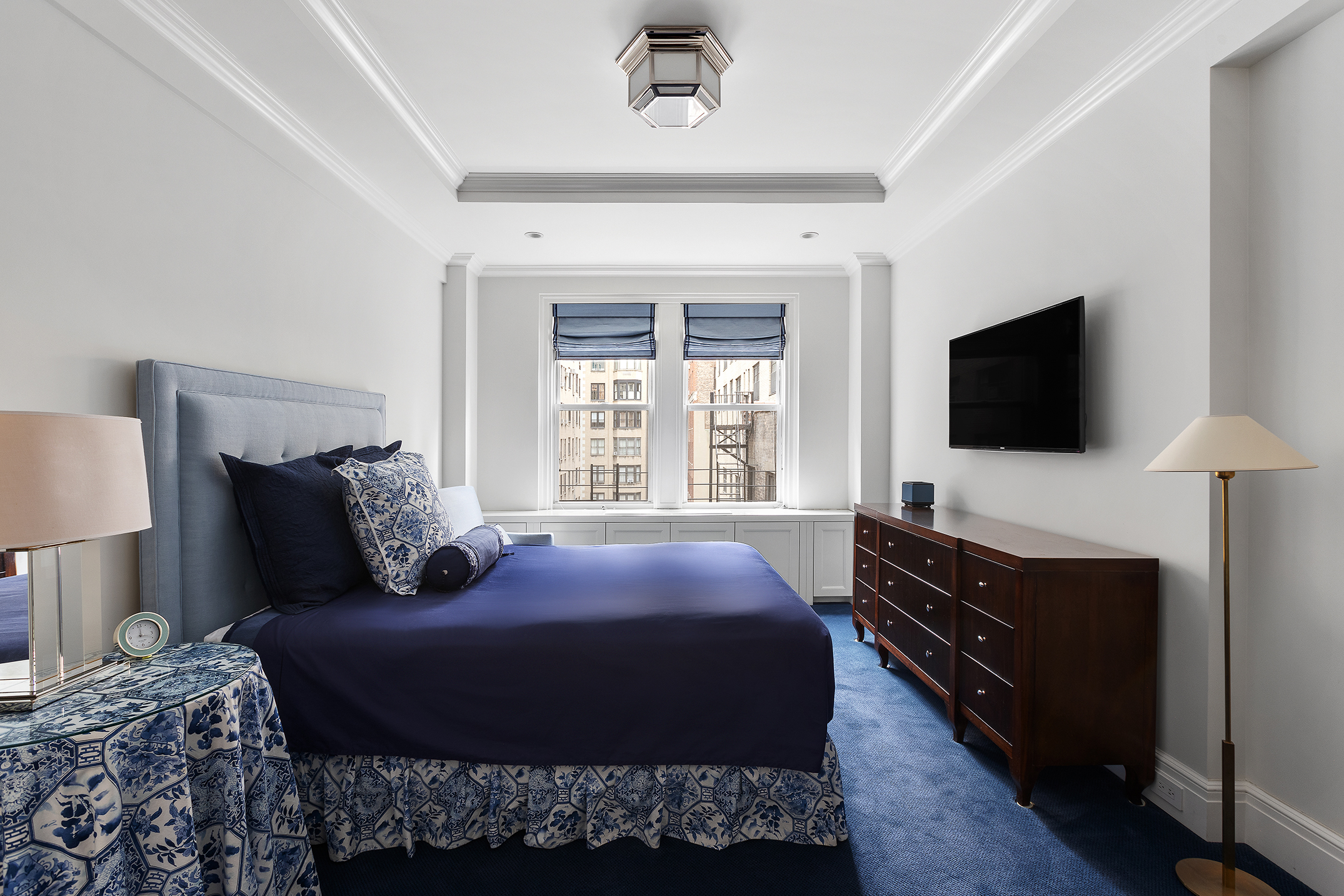 21 East 87th Street, Unit 6D Manhattan, NY 10128 - Photo 14 of 18