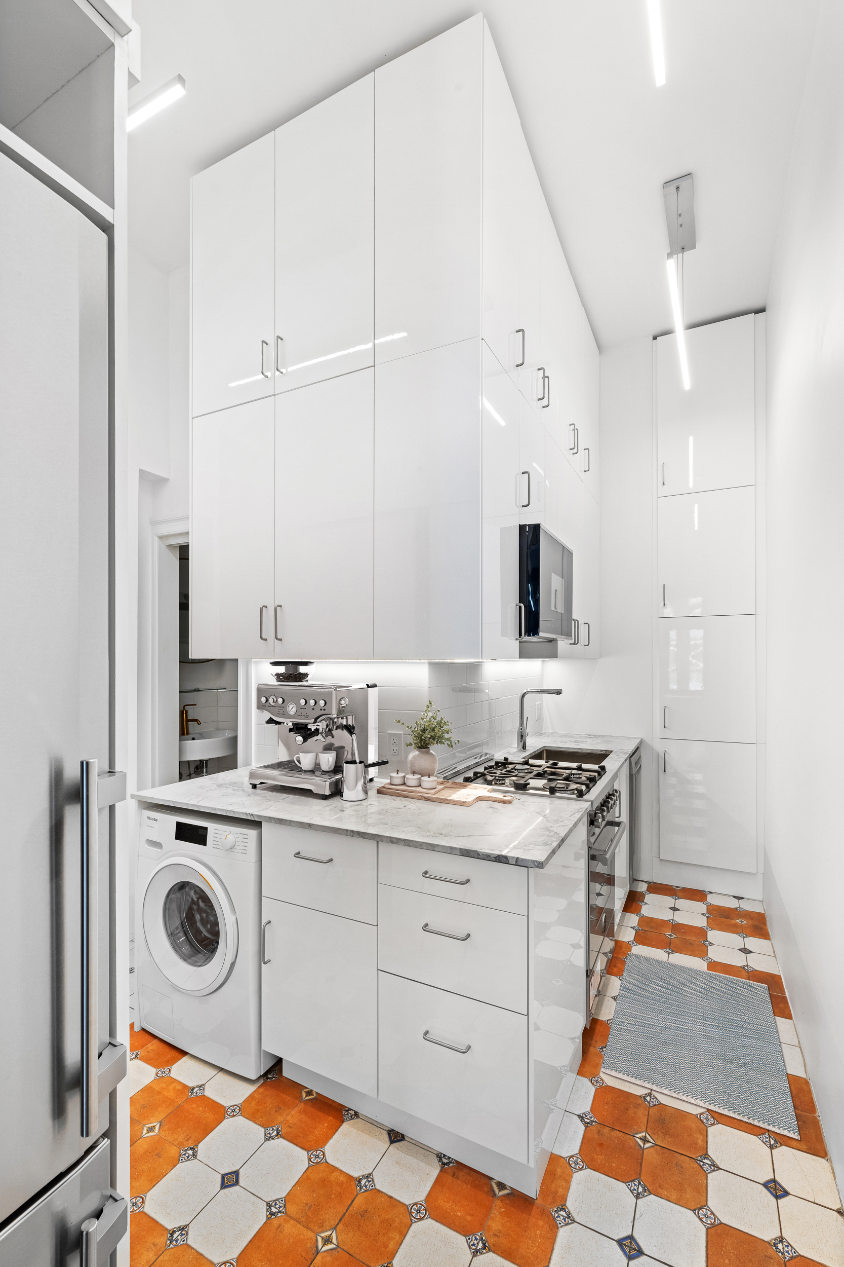 116 West 76th Street, Unit 2F Manhattan, NY 10023 - Photo 3 of 14