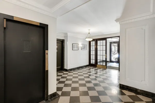 $4,200 | 243 West 70th Street, Unit 3B | Upper West Side