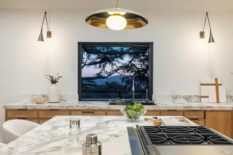 $2,850,000 | 559 East Spring Street, Napa, CA 94559