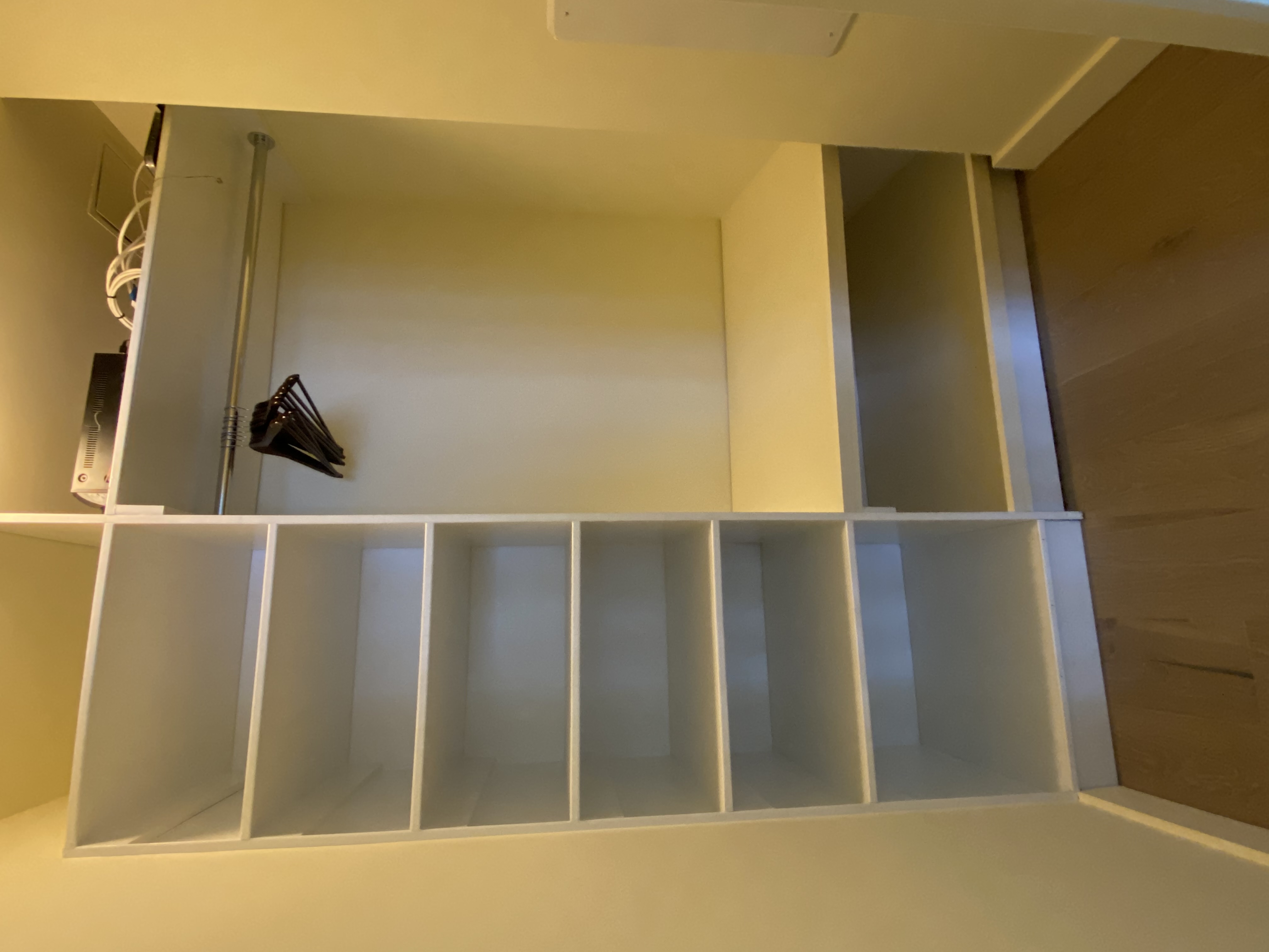 247 West 46th Street, Unit 1902 Manhattan, NY 10036 - Photo 4 of 9