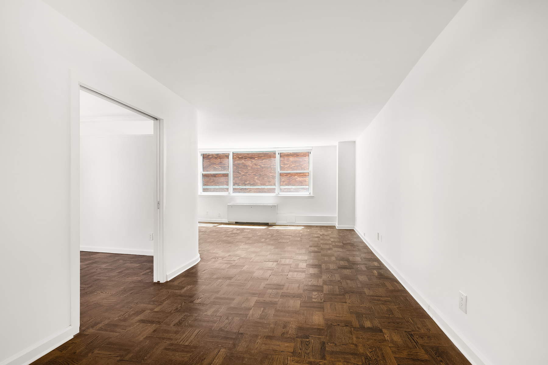 501 East 79th Street, Unit 11E Manhattan, NY 10075 - Photo 4 of 17