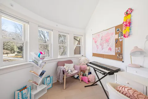 $1,799,999 | 35 River Run, East Greenwich, RI 02818