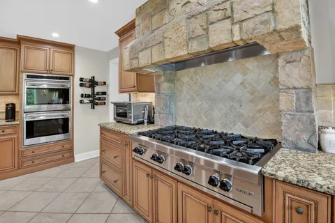 $1,795,000 | 9701 Overlea Drive, Rockville, MD 20850