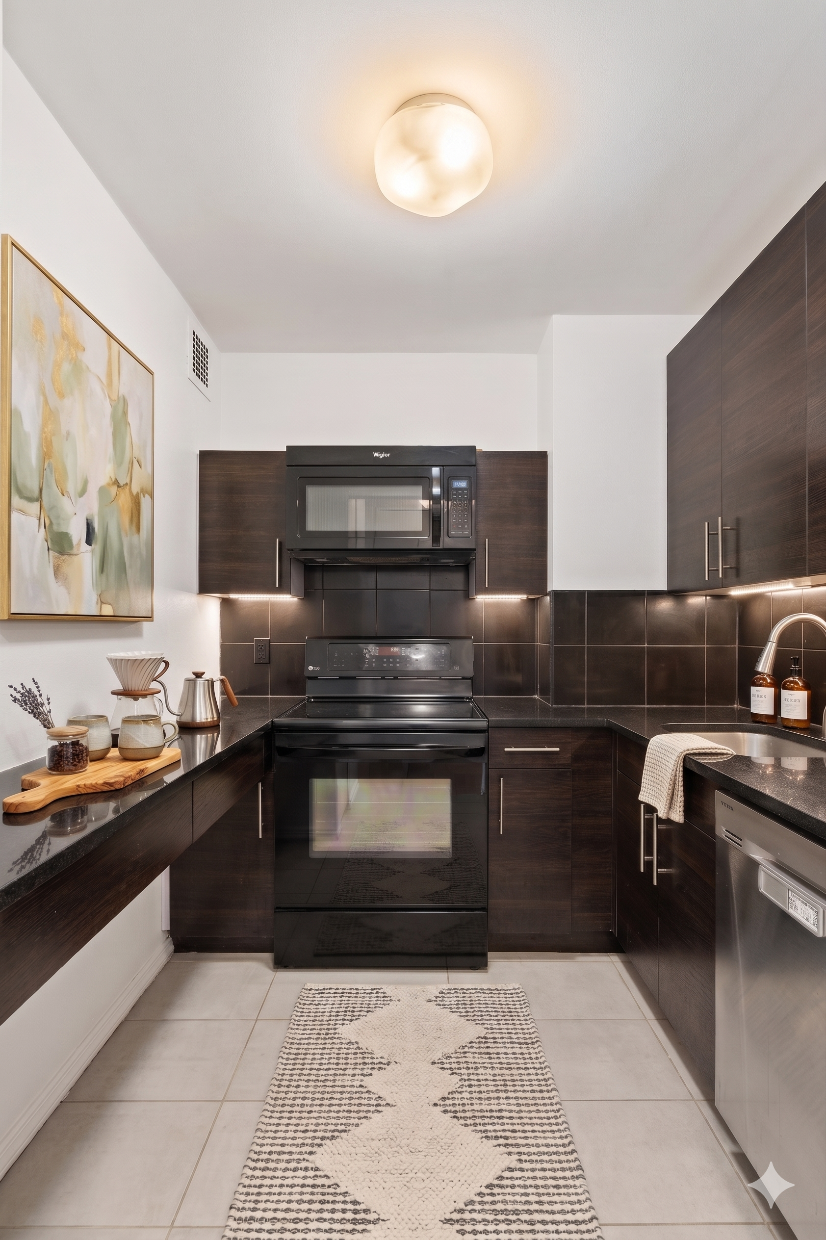 130 Water Street, Unit 10C Manhattan, NY 10005 - Photo 8 of 10 Gallery Image 8