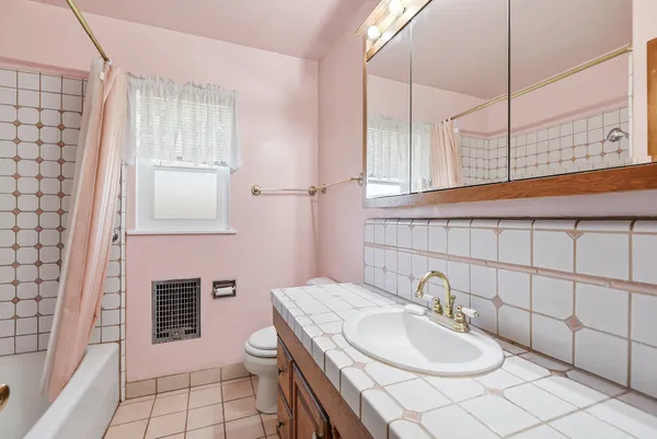 $895,000 | Wentworth Street, Sunland, CA 91040