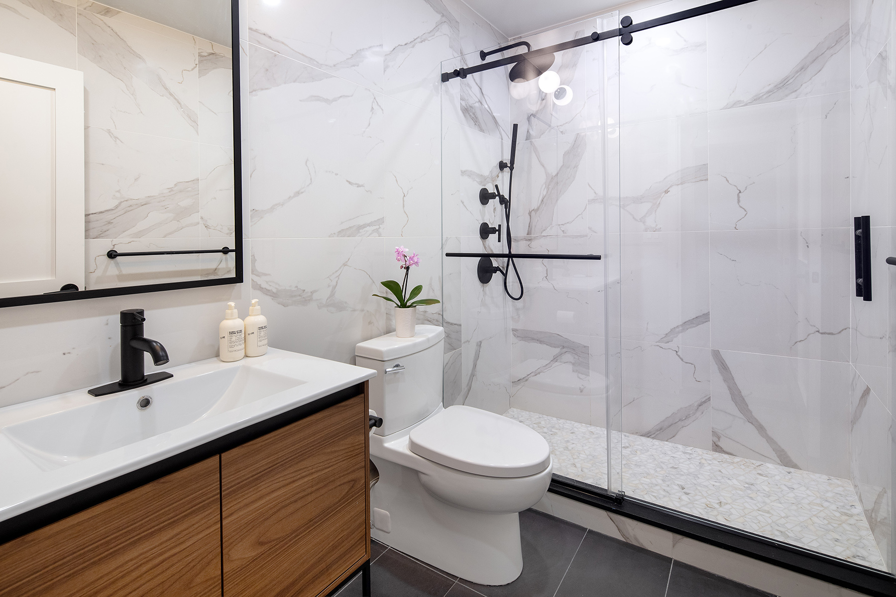 205 East 22nd Street, Unit 3D Manhattan, NY 10010 - Photo 8 of 11