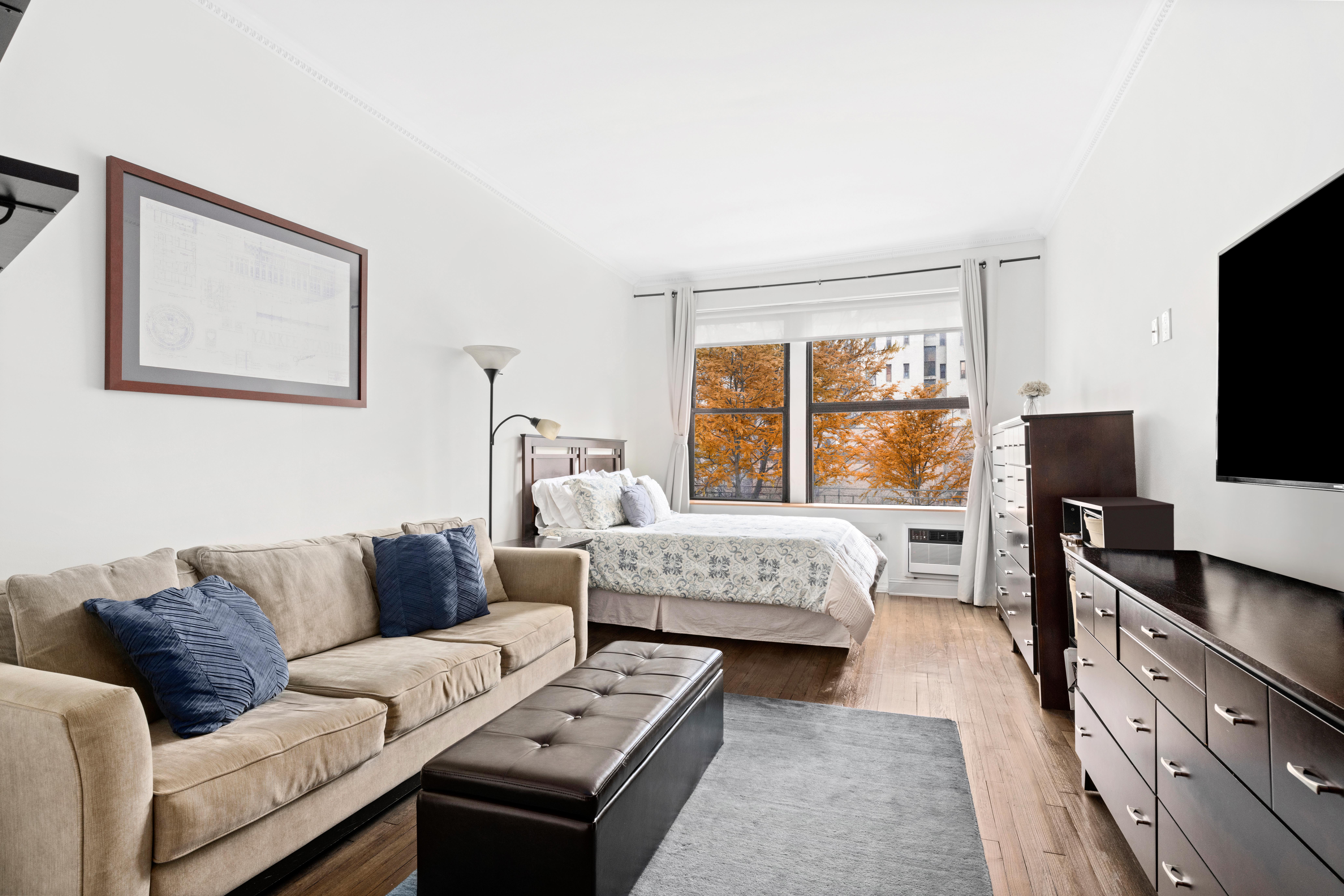 304 East 73rd Street, Unit 2F Manhattan, NY 10021 - Photo 1 of 7