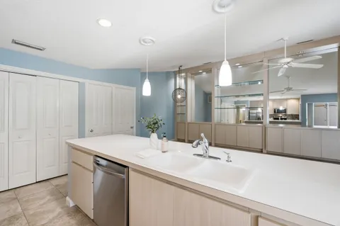 $355,000 | 10701 Chapman Oak Court, Palm Beach Gardens, FL 33410