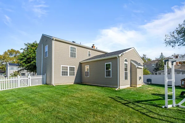 $570,000 | 3 Luray Lane, Marlton, NJ 08053