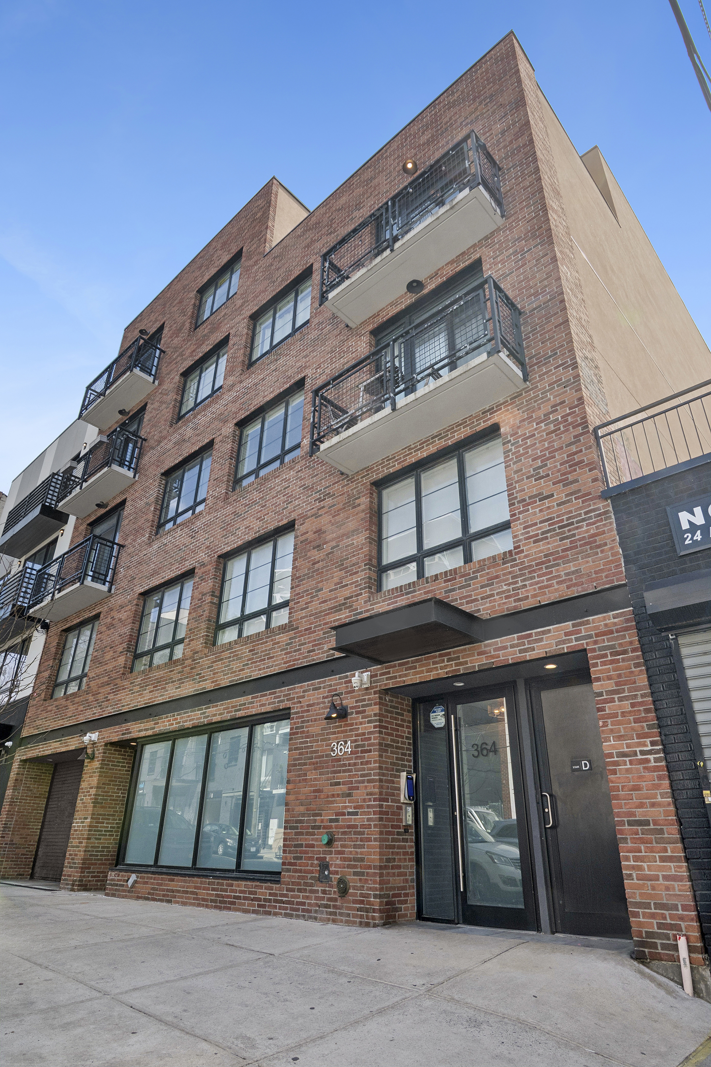 364 Harman Street, Unit 2A Brooklyn, NY 11237 - Photo 9 of 10
