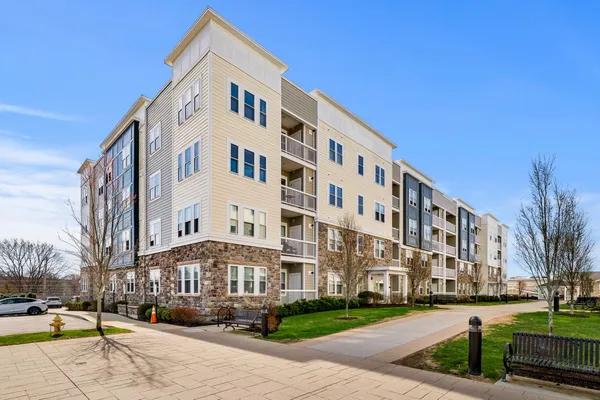$845,000 | 130 University Avenue, Unit 1312, Westwood, MA 02090