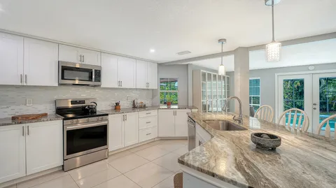 $585,000 | 1523 84th Street Northwest, Bradenton, FL 34209