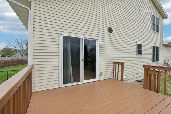 $229,900 | 410 David Circle, Arena, WI 53503