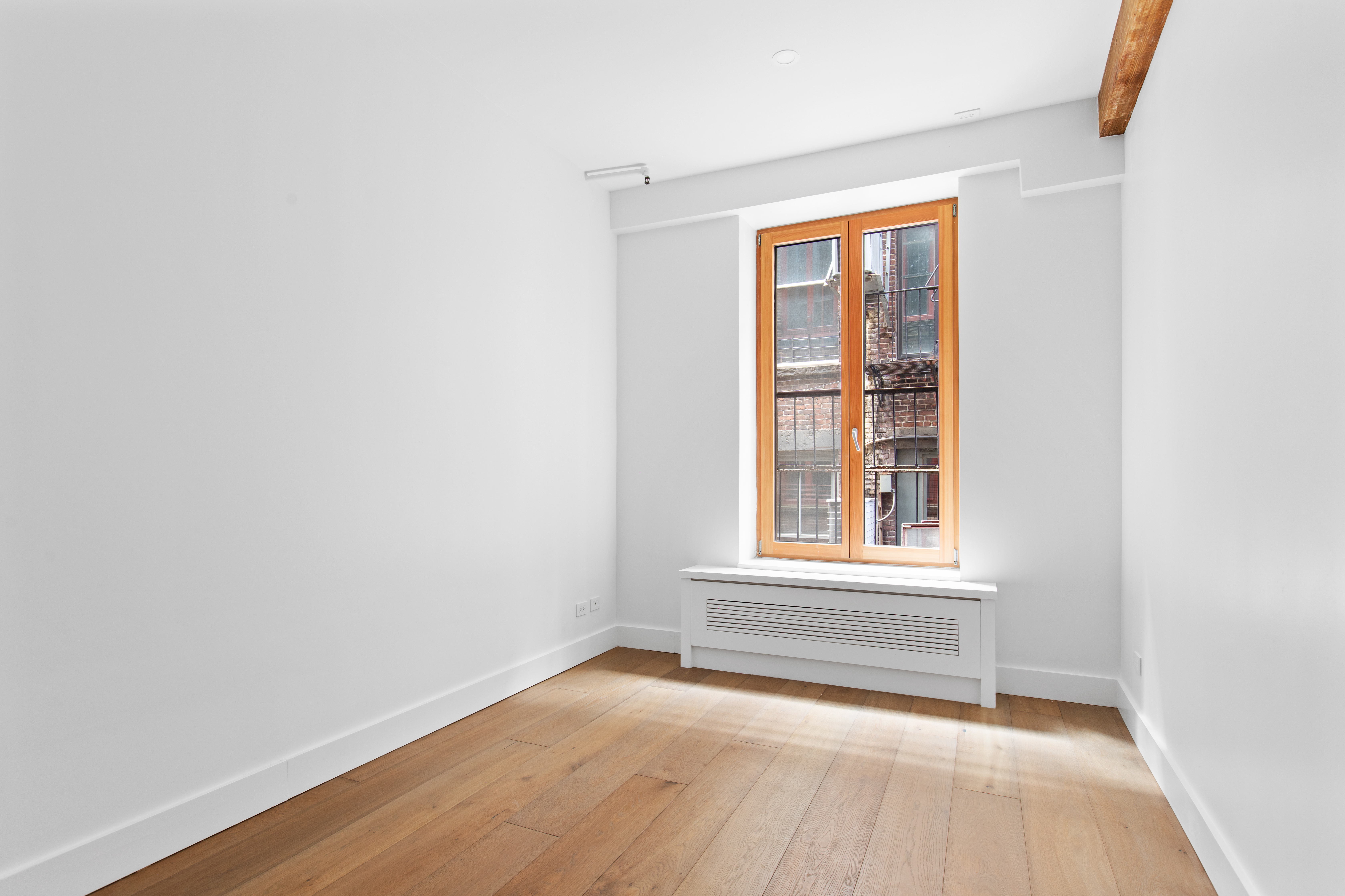 186 Franklin Street, Unit 4 Manhattan, NY 10013 - Photo 9 of 12