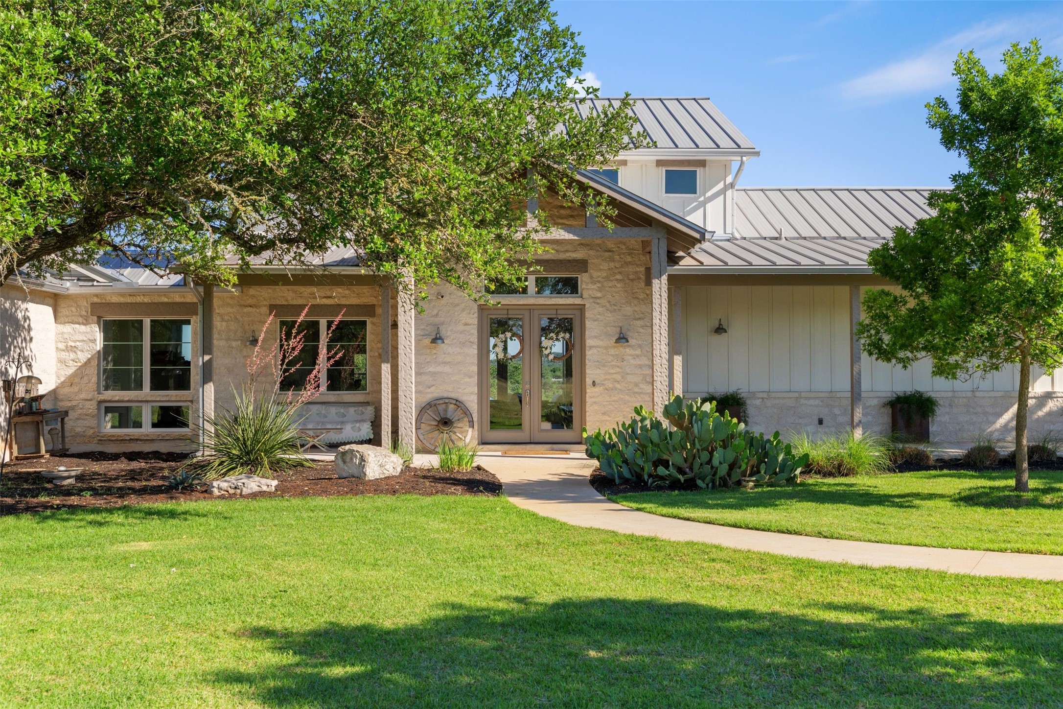 3870B Creek Road Dripping Springs, TX 78620 - Photo 8 of 40 Gallery Image 8