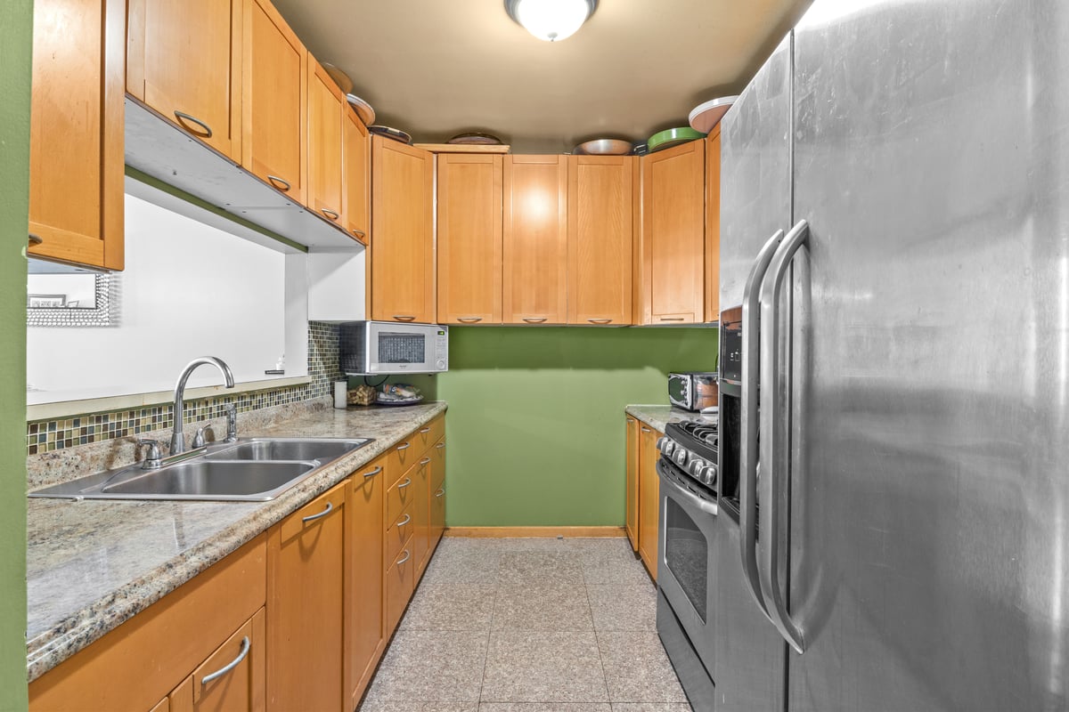 650 51st Street, Unit 2 Brooklyn, NY 11220 - Photo 5 of 9