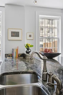 $659,000 | 522 West End Avenue, Unit 1B | Upper West Side