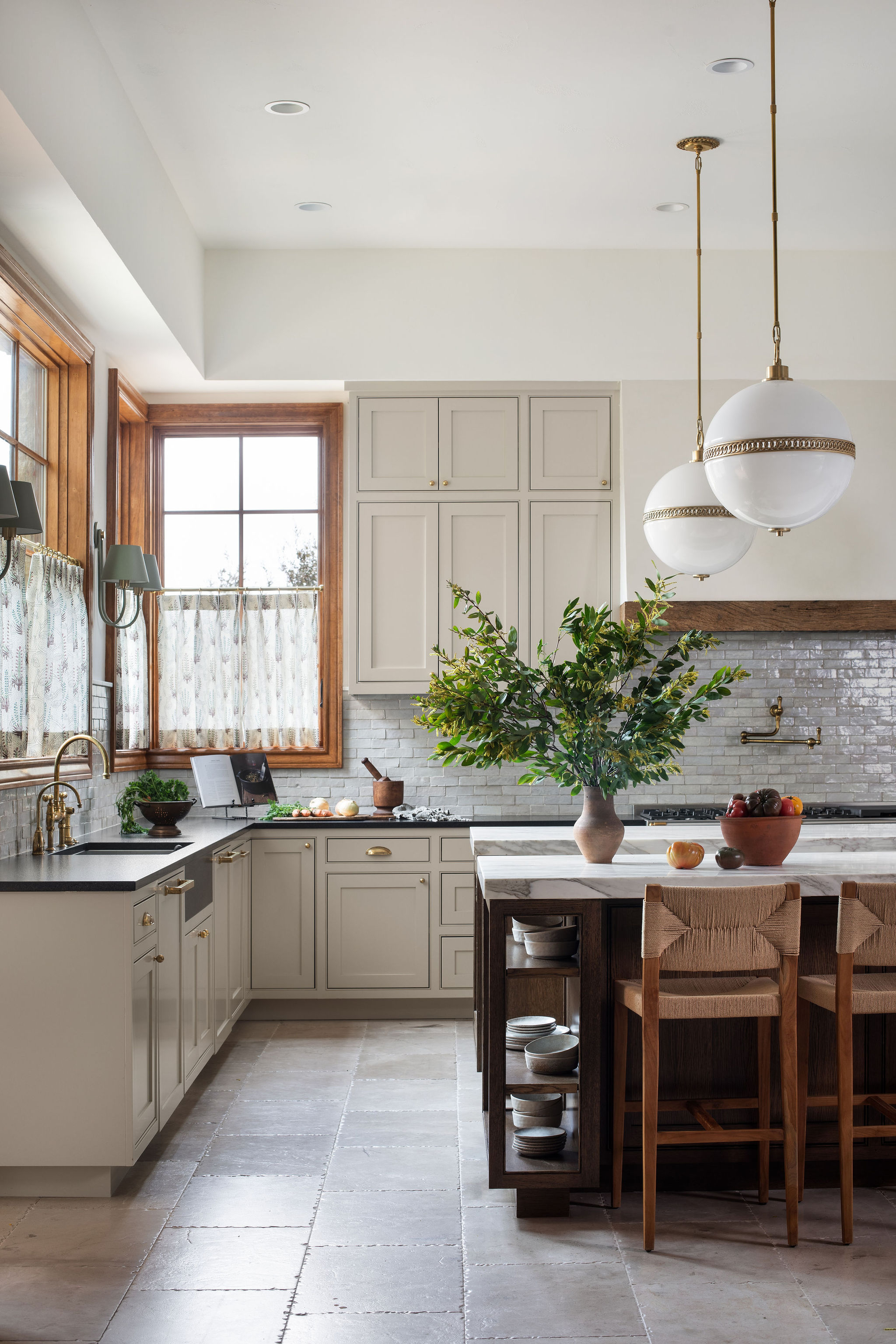 600 Logans Lane Austin, TX 78746 - Photo 2 of 67