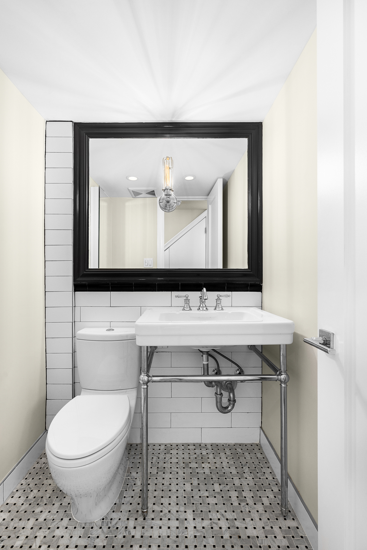 455 12th Street, Unit 1A Brooklyn, NY 11215 - Photo 9 of 12