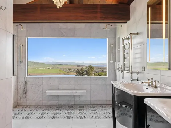 $2,500,000 | 160 Crest Road, Novato, CA 94945