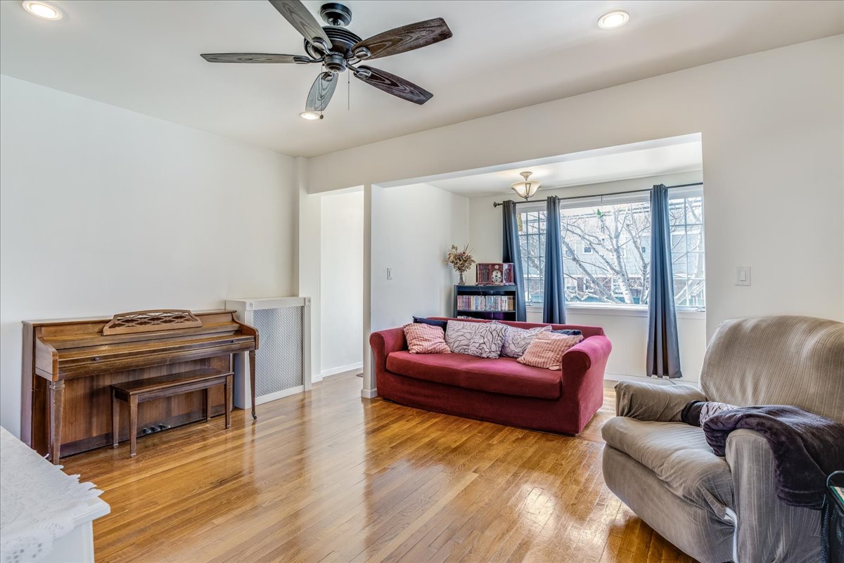 97-05 Albert Road Queens, NY 11417 - Photo 6 of 31