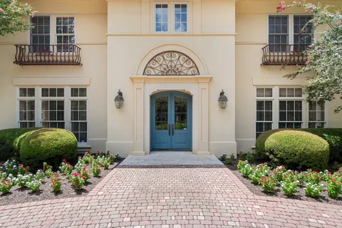 $4,250,000 | 602 Las Lomas Drive, West Lake Hills, TX 78746