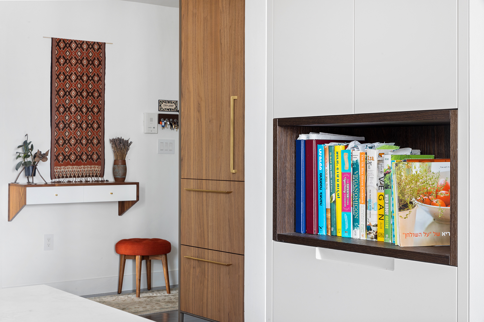 88 Morningside Avenue, Unit 8F Manhattan, NY 10027 - Photo 8 of 9 a view of a two chairs and a table in a kitchen