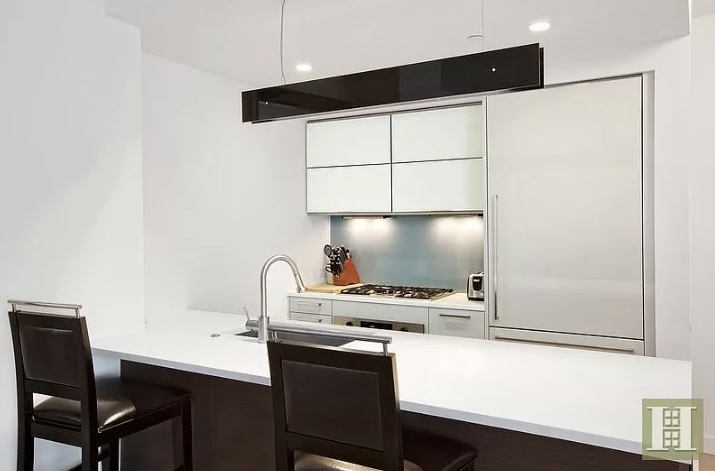 22 North 6th Street, Unit 4J Brooklyn, NY 11249 - Photo 2 of 11